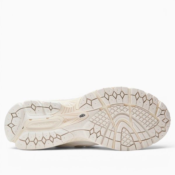 Кросівки New Balance 1906D Protection Pack White Turtledove 37 розмір взуття XA-0000039-37 фото